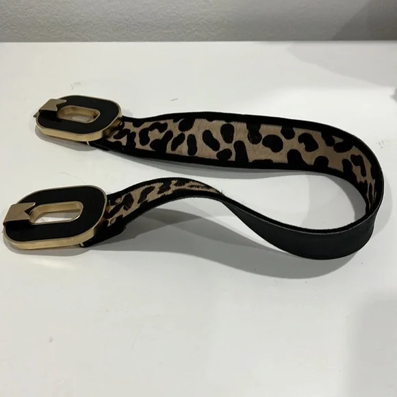 Stunning leopard horsehair belt with heavy brass and black  display picture 3